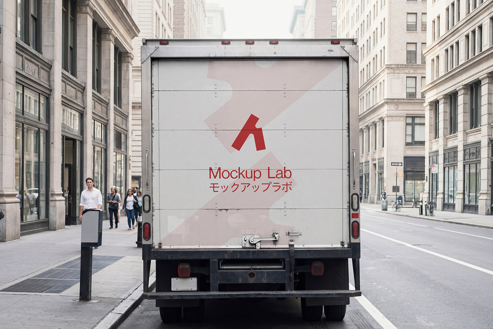 Side profile of the truck mockup, emphasizing the full length of the vehicle's design space.